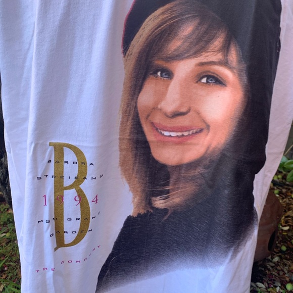 Barbra Streisand T-Shirt MGM Grand The Concert 1994 White Large Beret Smile - Picture 2 of 6
